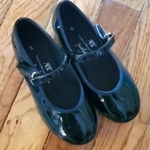 ABT toddler size 8 tap shoes